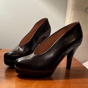 Jil Sander Black Leather Heels size 36EU. 
Approx 6-6.5 US worn once-Gorgeous!